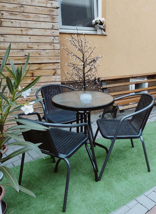 Color Home Hermannstadt Bagian luar foto