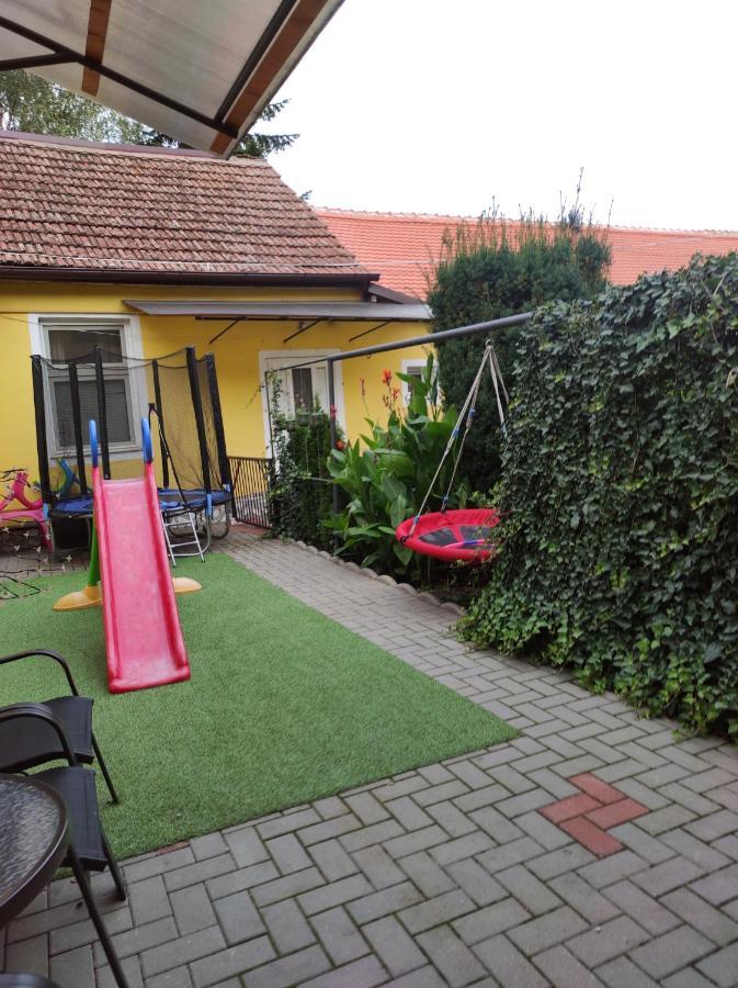Color Home Hermannstadt Bagian luar foto